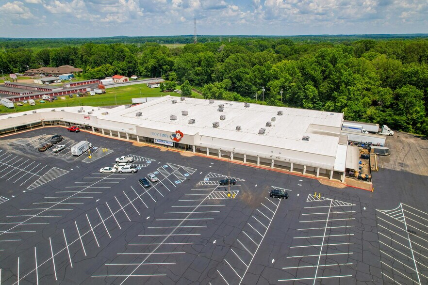 1320-1328 S Highland Ave, Jackson, TN à louer - Photo de l’immeuble – Image 3 sur 15
