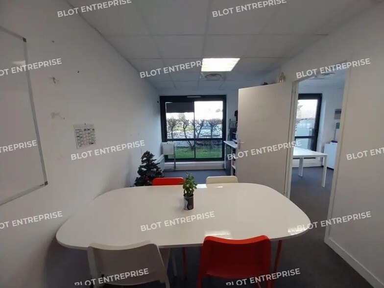 Bureau dans Guérande à louer - Photo intérieure – Image 3 sur 6