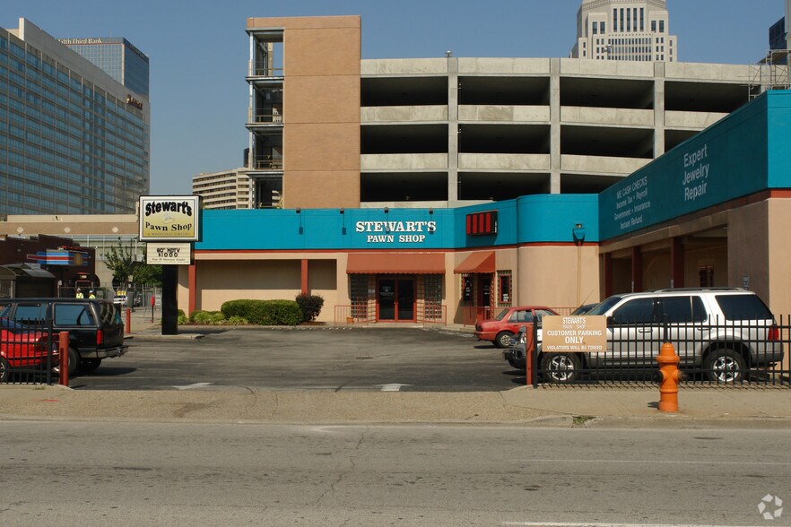 113 W Jefferson St, Louisville, KY à louer - Photo de l’immeuble – Image 3 sur 3