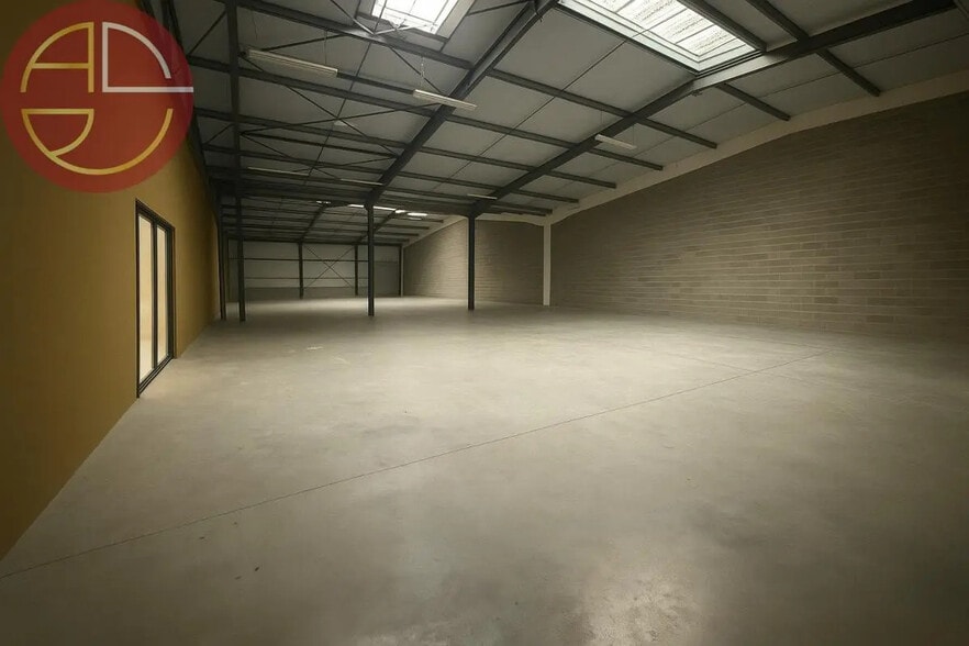 Industriel/Logistique dans Fenouillet à louer - Photo de l’immeuble – Image 1 sur 6