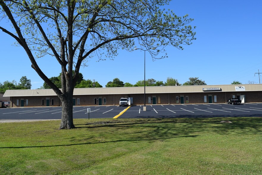 5323-5325 Wares Ferry Rd, Montgomery, AL à vendre - Photo de l’immeuble – Image 2 sur 2