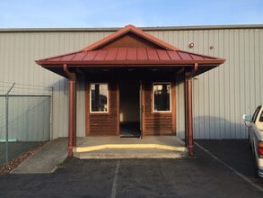 1195 Newmark Ave, Coos Bay, OR à louer Photo intérieure– Image 2 sur 25