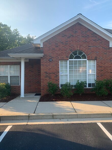 6030 Bethelview Rd, Cumming, GA à louer - Photo de l’immeuble – Image 3 sur 24