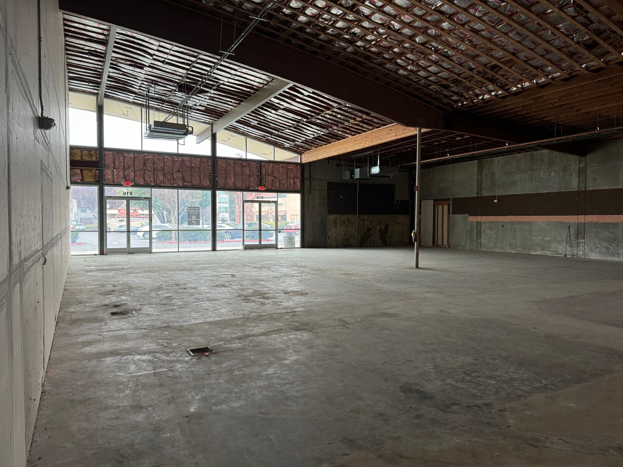 802-844 W El Camino Real, Sunnyvale, CA à louer Photo intérieure– Image 1 sur 2