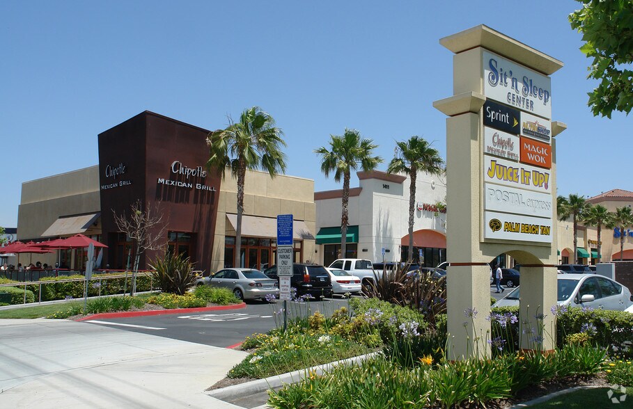 1409-1411 Hamner Ave, Norco, CA à louer - Photo de l’immeuble – Image 2 sur 5