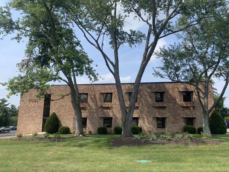 7061 Corporate Way, Centerville, OH à louer - Photo de l’immeuble – Image 1 sur 5