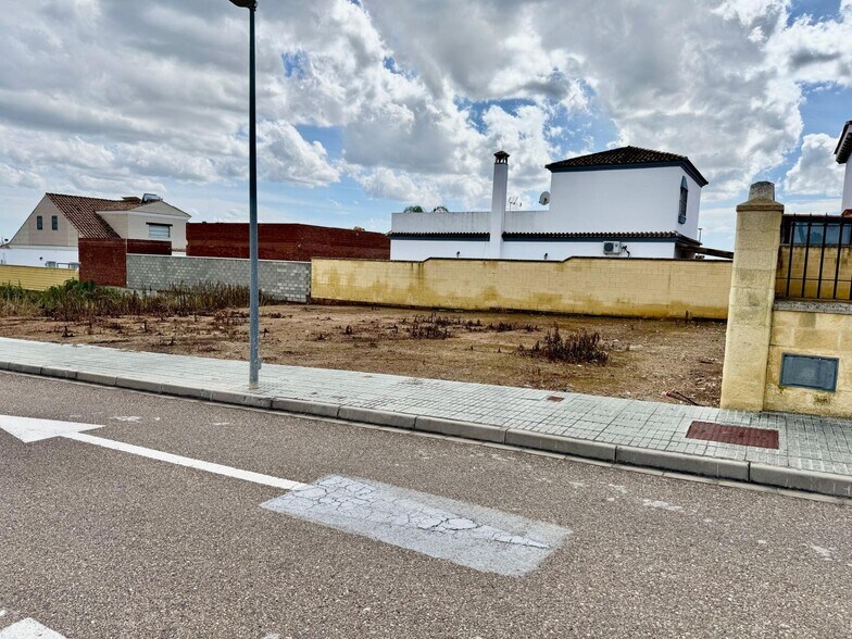 Calle Romero, 25, Cantillana, Sevilla à vendre - Photo de l’immeuble – Image 3 sur 5