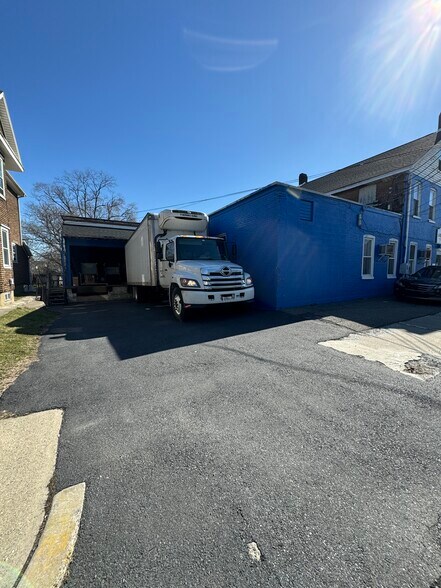 181 S Whitfield St, Nazareth, PA à vendre - Photo de l’immeuble – Image 3 sur 42