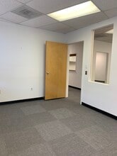 456 Glenbrook Rd, Stamford, CT à louer Photo intérieure– Image 2 sur 6