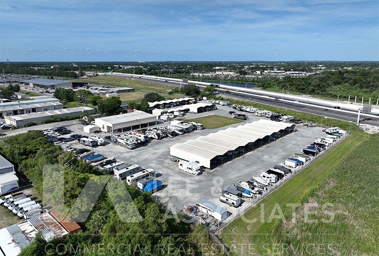 471 LF Roper Pky, Ocoee, FL à louer - Photo de l’immeuble – Image 2 sur 3
