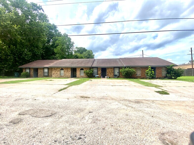 782 Pinchback Rd, Beaumont, TX à vendre - Photo de l’immeuble – Image 1 sur 17
