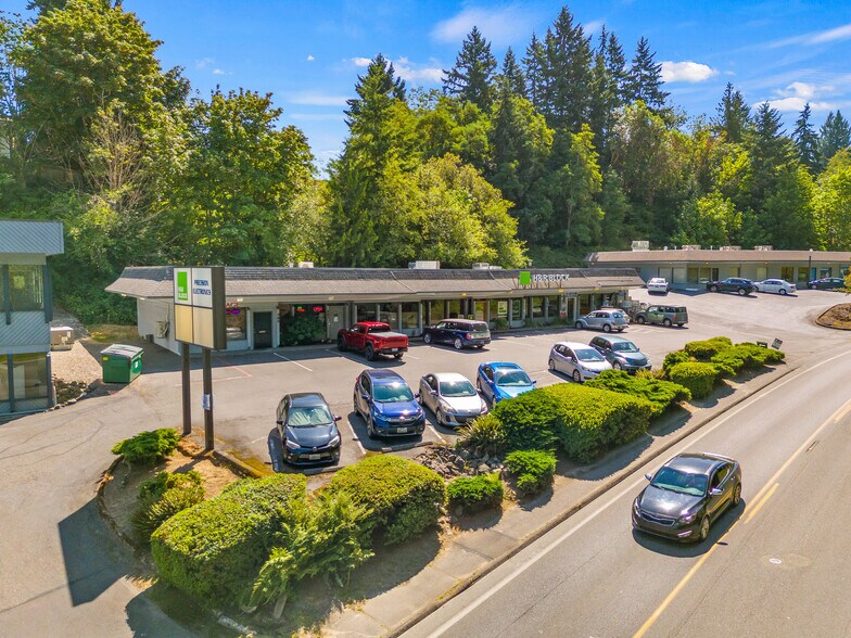 595 Bethel Ave SE, Port Orchard, WA à louer - Photo principale – Image 1 sur 1