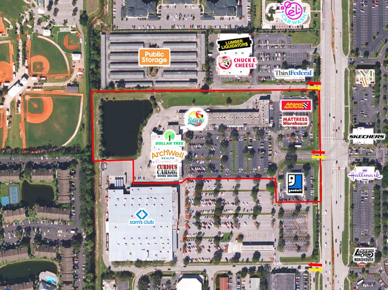 Page Plaza-Multi Tenant Retail Center portefeuille de 3 biens à vendre sur LoopNet.fr - Aérien – Image 3 sur 7