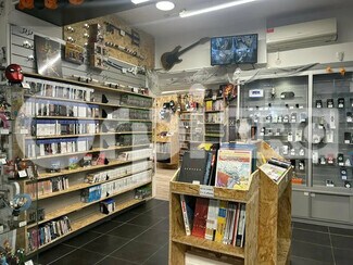 Plus de détails pour Local commercial à louer