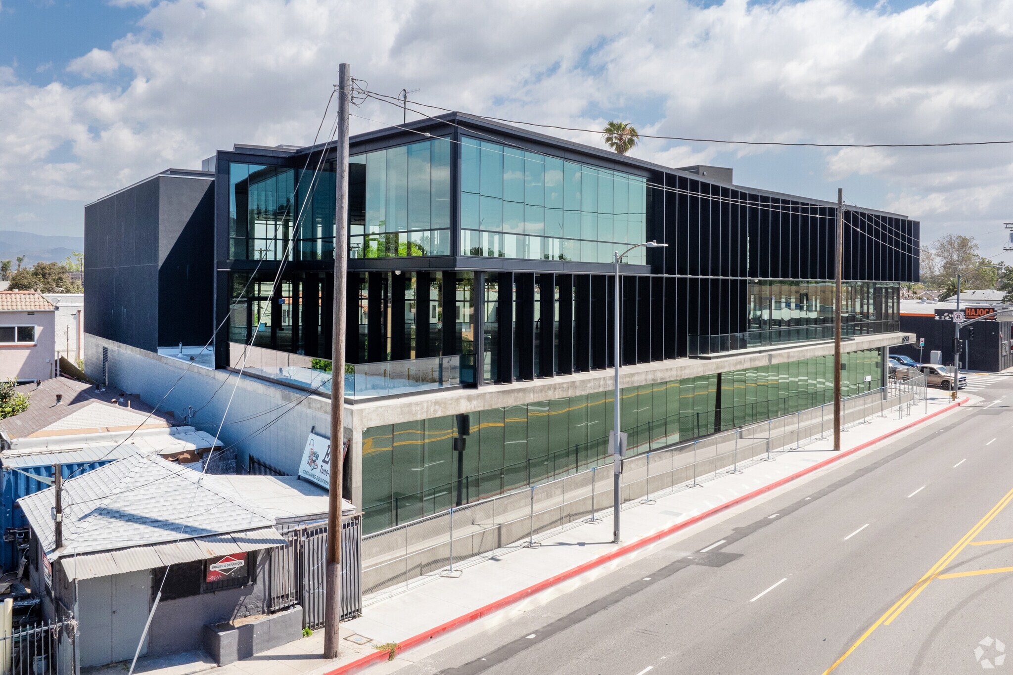 5237 W Jefferson Blvd, Los Angeles, CA à vendre Photo principale– Image 1 sur 8