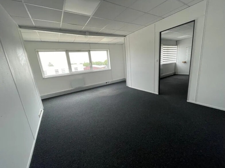 1 Rue Léon Gaumont, Orvault à louer - Photo intérieure – Image 2 sur 6