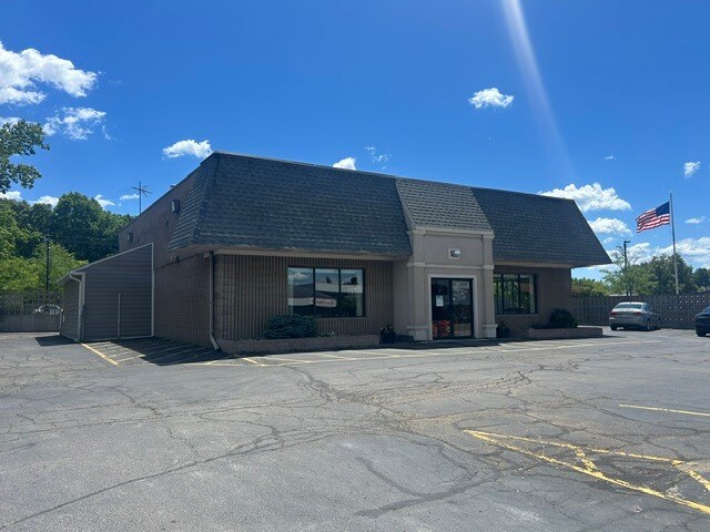 3707 30th Ave, Kenosha, WI à vendre - Photo de l’immeuble – Image 3 sur 16