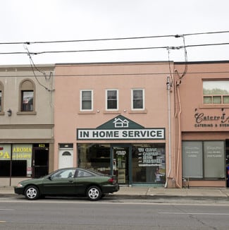 Plus de détails pour 817-819 O'connor Dr, Toronto, ON - Local commercial à vendre