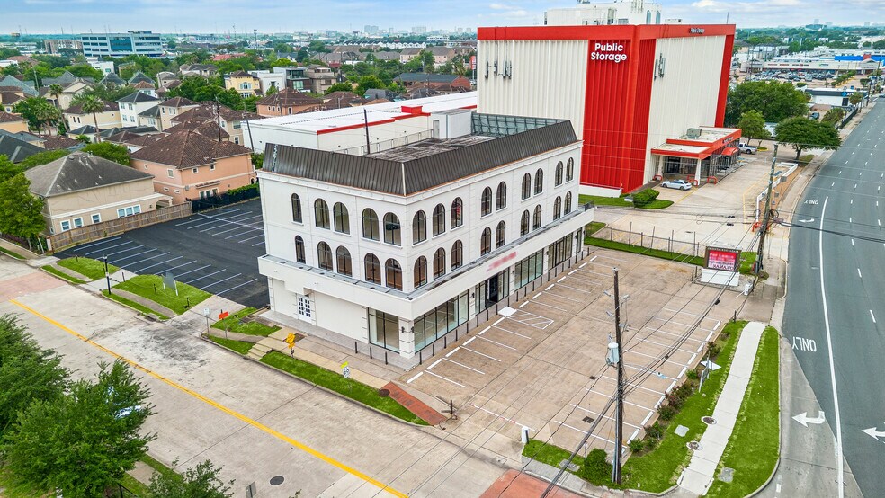 5525 Westheimer Rd, Houston, TX à louer - Photo principale – Image 1 sur 12