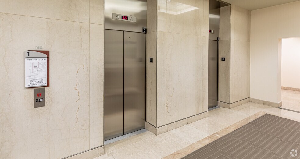150 E Palmetto Park Rd, Boca Raton, FL à louer - Hall d’entrée – Image 3 sur 9
