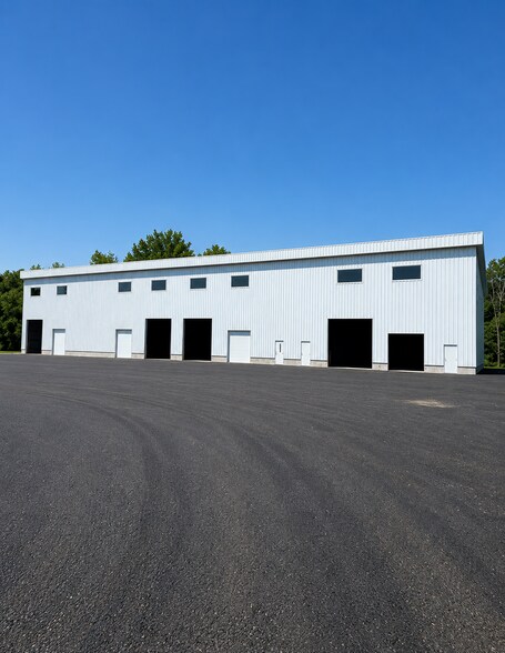 77 Phoenix Ave, Lowell, MA à louer - Photo de l’immeuble – Image 2 sur 5