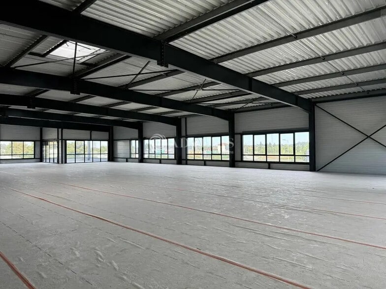 Local d’activités dans Arnas à louer - Photo intérieure – Image 3 sur 8