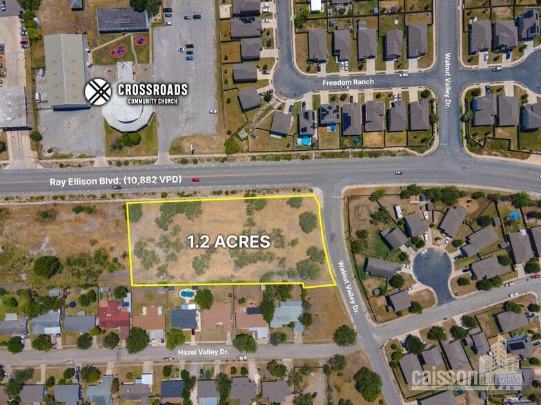 6118 Hazel Valley St, San Antonio, TX à vendre - Photo de l’immeuble – Image 2 sur 5