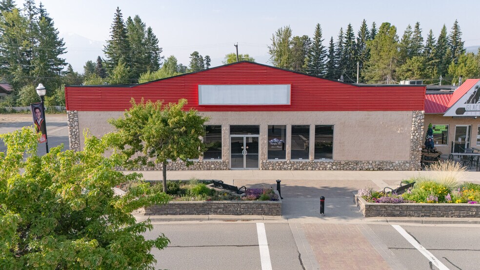 1155 5th Ave, Valemount, BC à louer - Photo de l’immeuble – Image 3 sur 15