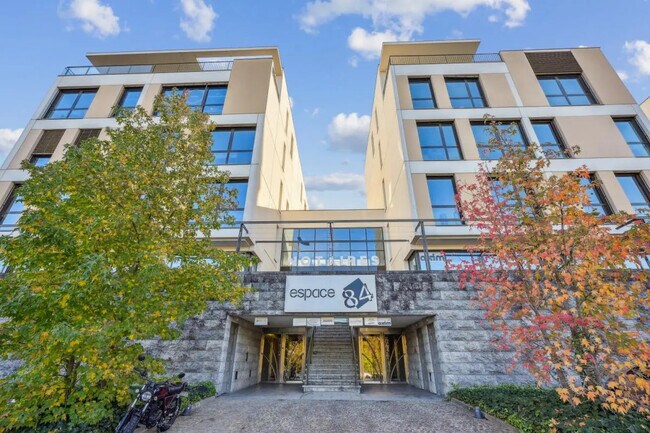 Plus de détails pour 84 Quai Joseph Gillet, Lyon - Bureau à louer