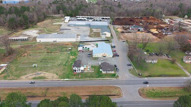 7820 Richmond Rd, Toano, VA - Vue aérienne vue de carte - Image1