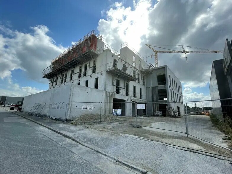 Industriel/Logistique dans Vannes à vendre - Photo de l’immeuble – Image 3 sur 6