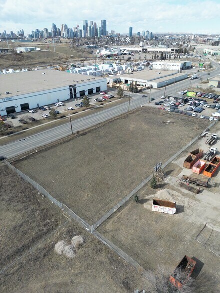 3220 Ogden Rd, Calgary, AB à vendre - Aérien – Image 3 sur 3