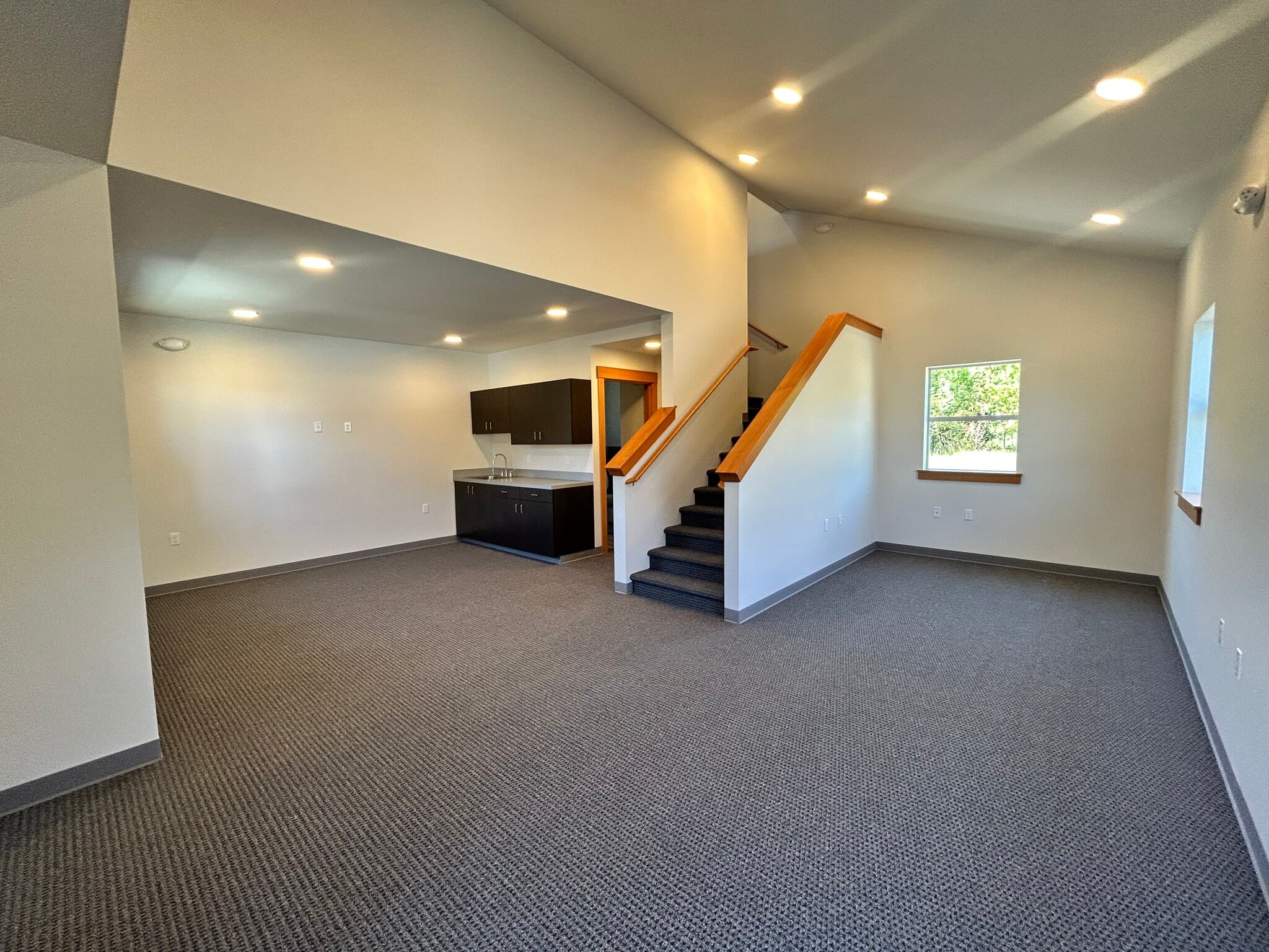 14718 Tahoma Blvd SE, Yelm, WA à louer Photo intérieure– Image 1 sur 6