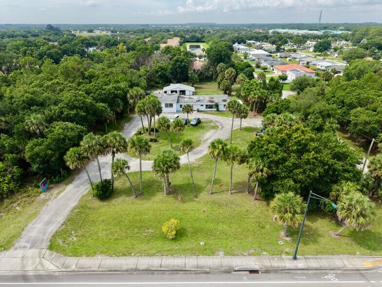 7775 20th St, Vero Beach, FL à vendre - Photo de l’immeuble – Image 1 sur 6