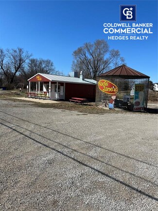 Plus de détails pour 503 Main st, New Sharon, IA - Spécialisé à vendre