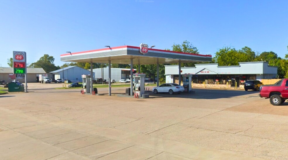 401 N Timberland Dr, Lufkin, TX à vendre - Photo de l’immeuble – Image 1 sur 8