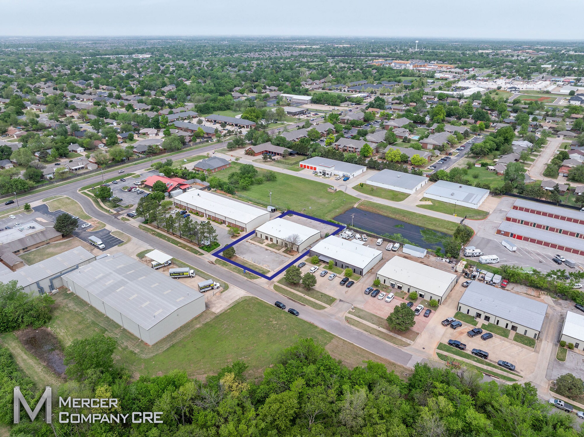 717 Evergreen St, Edmond, OK à louer Aérien– Image 1 sur 20