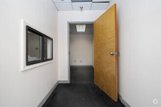 16 Mount Ebo Rd S, Brewster Village, NY à louer Photo intérieure– Image 2 sur 17