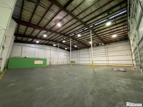 625 W Bridgers Ave, Auburndale, FL à louer Photo intérieure– Image 2 sur 13