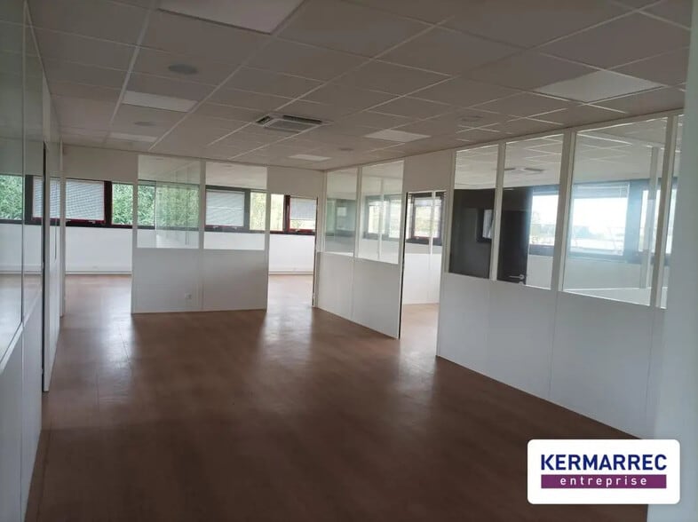 Bureau dans Carquefou à louer - Photo de l’immeuble – Image 3 sur 10