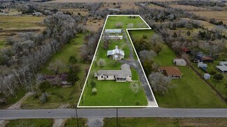 Plus de détails pour 19645 Nordt Rd, Damon, TX - Logement à vendre