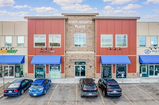 Plus de détails pour 4 River Heights Dr, Cochrane, AB - Local commercial à louer