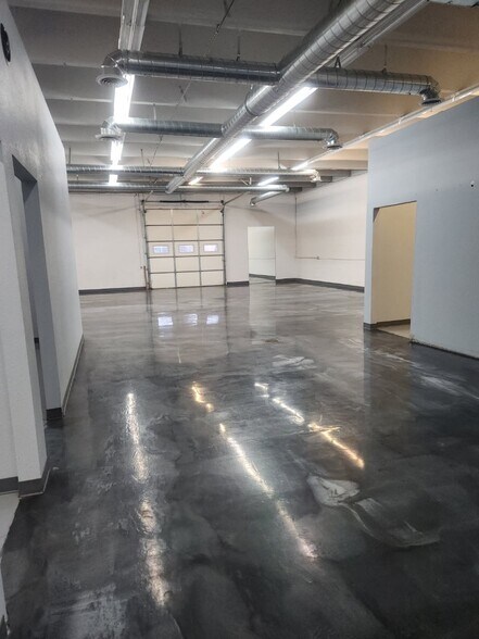 4875 E Evans Ave, Denver, CO à louer - Photo de l’immeuble – Image 1 sur 15