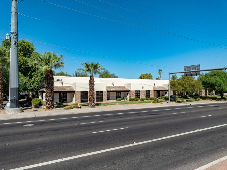 3920 S Rural Rd, Tempe, AZ à vendre - Photo de l’immeuble – Image 2 sur 20