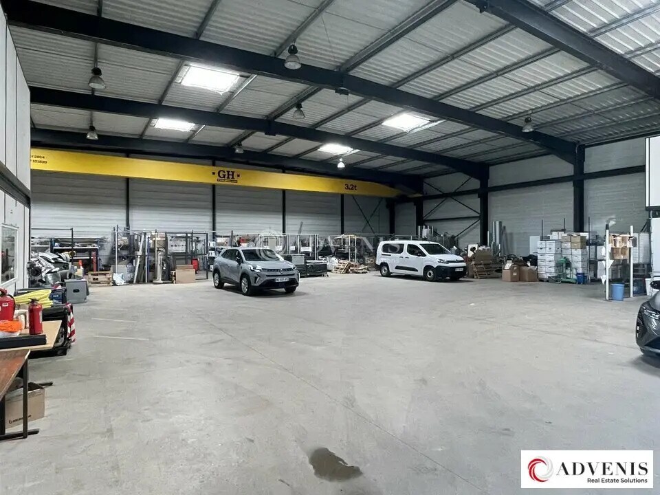Local d’activités dans Eysines à louer Photo de l’immeuble– Image 1 sur 7