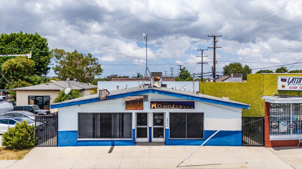 13175 Paramount Blvd, South Gate, CA à vendre - Photo de l’immeuble – Image 2 sur 73