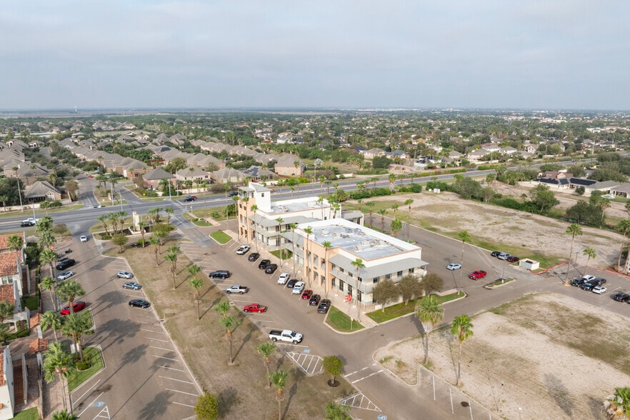 3605 Plantation Grove Blvd, Mission, TX à vendre - Aérien – Image 2 sur 5