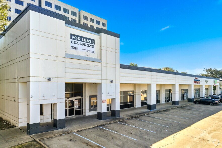 9801-9819 Bissonnet St, Houston, TX à louer - Photo de l’immeuble – Image 1 sur 16