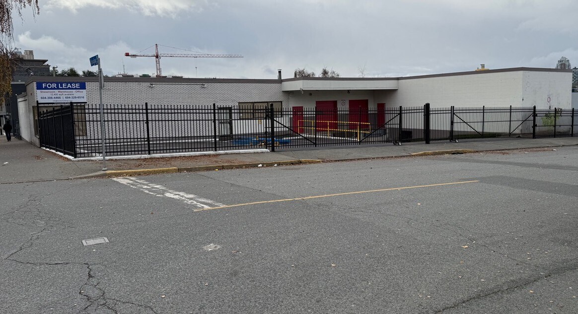 2122 Douglas St, Victoria, BC à louer Photo principale– Image 1 sur 2