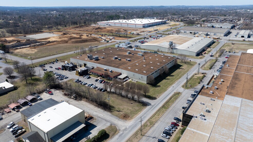 241 Abc Blvd, Gallatin, TN à vendre - Photo de l’immeuble – Image 1 sur 6